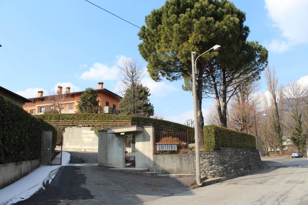 Como Lora Signorile quadrilocale