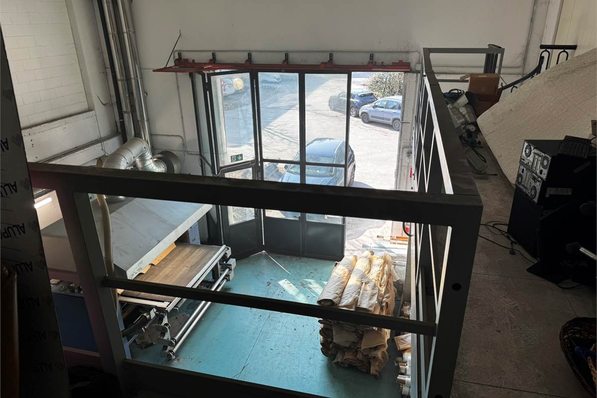 produttivo con uffici in vendita