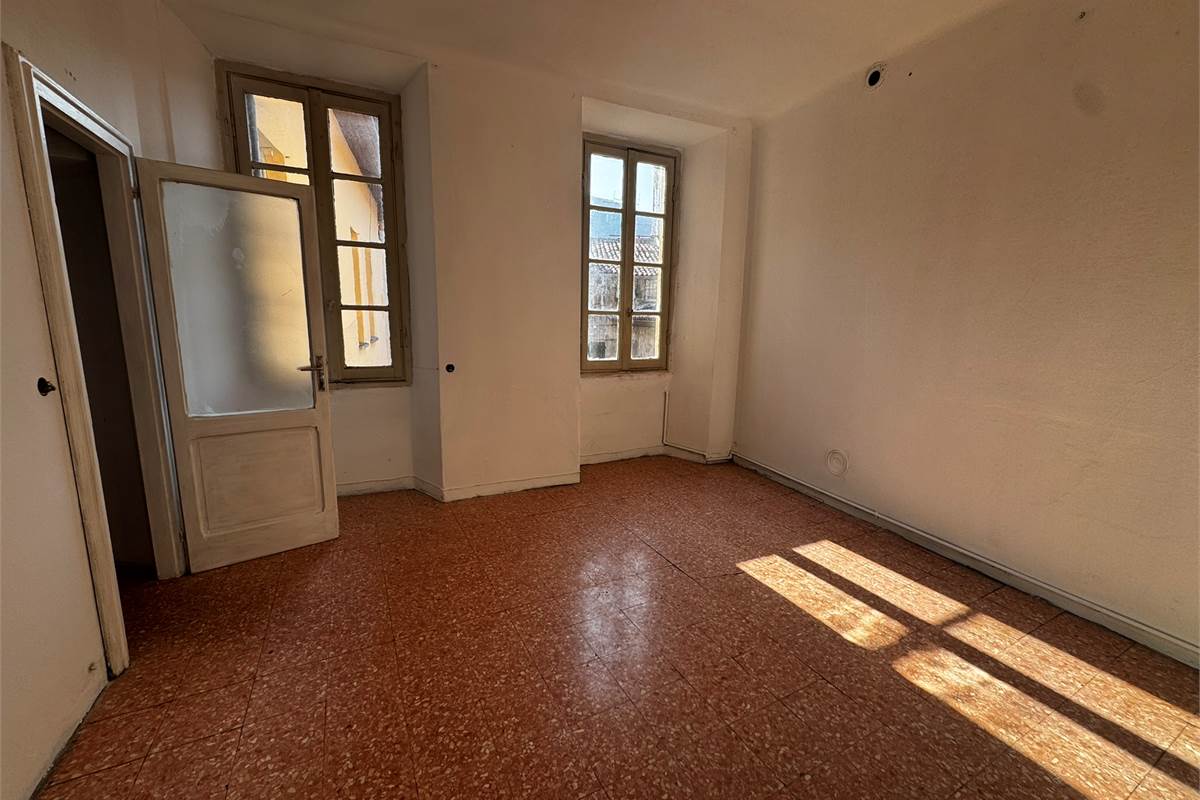 Bilocale da Ristrutturare