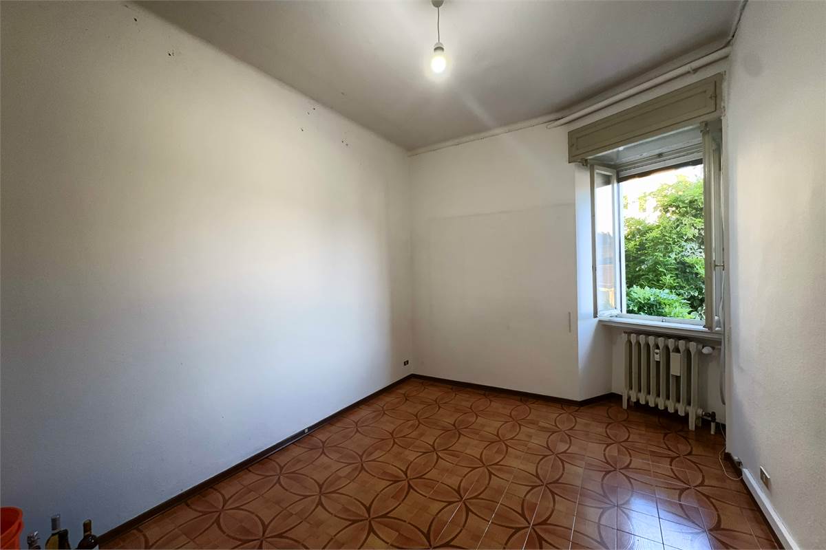 Ampio appartamento in vendita