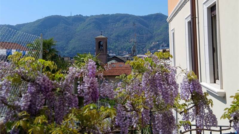 Ampio appartamento in vendita