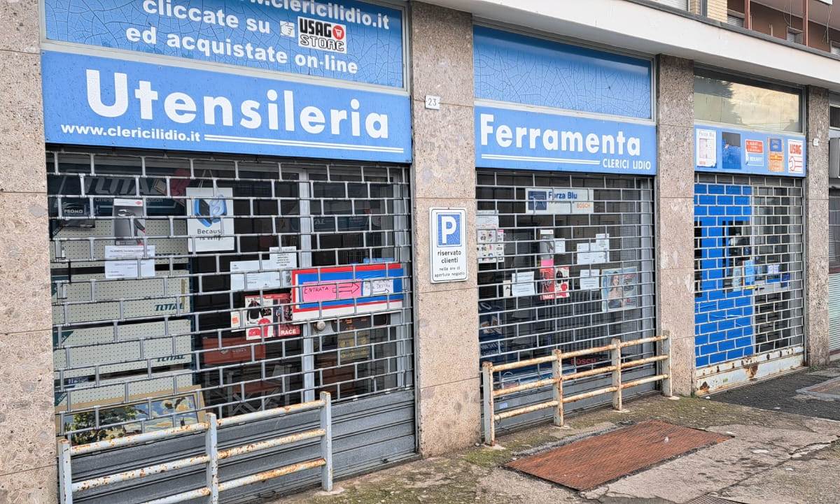 Mura Negozio in vendita