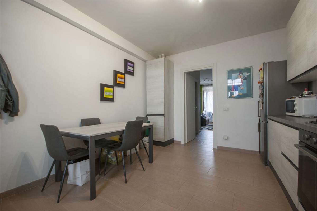 2 locali In Vendita a Bregnano
