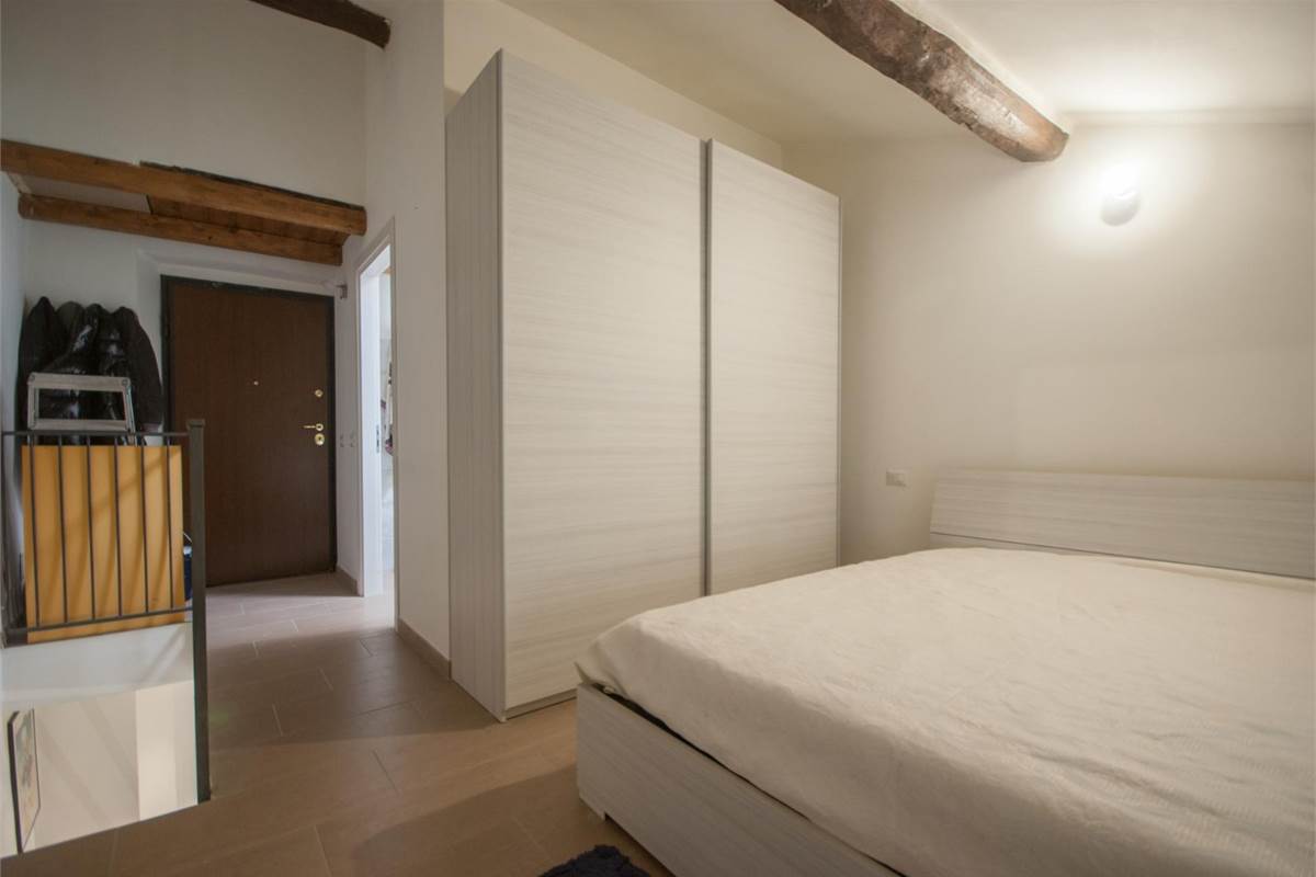 2 locali In Vendita a Bregnano