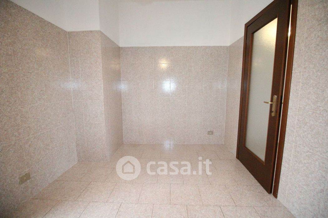 Porzione di Casa In Vendita a Lomazzo