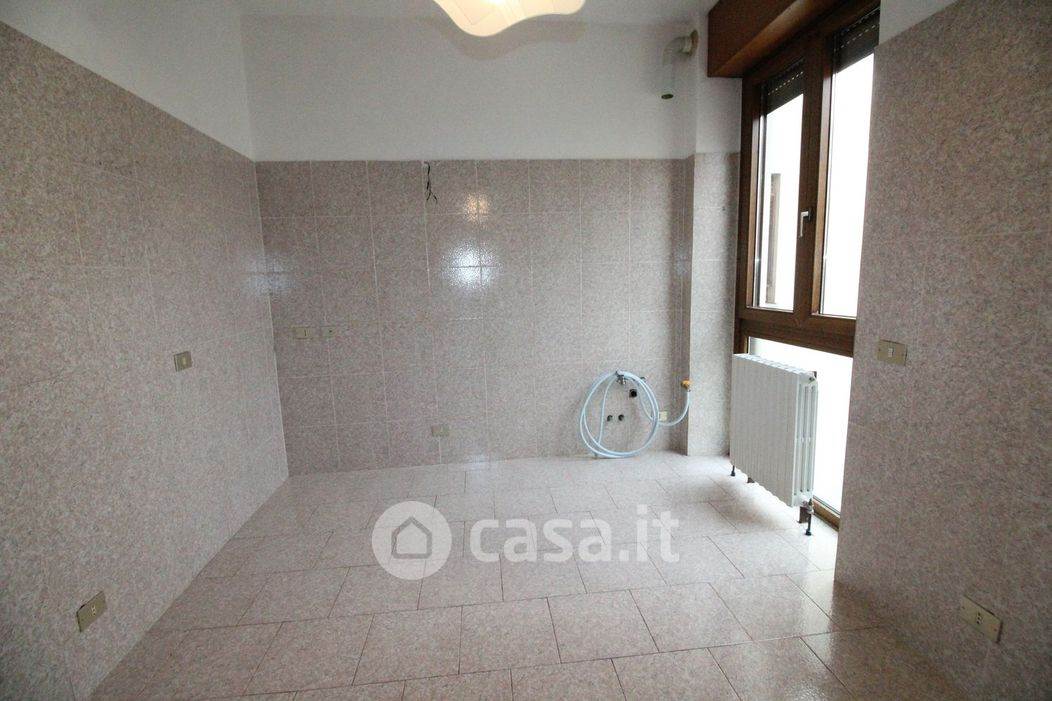 Porzione di Casa In Vendita a Lomazzo