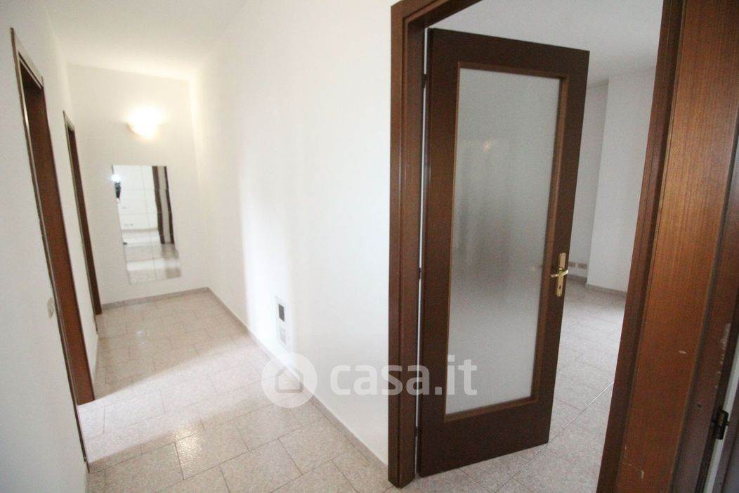 Porzione di Casa In Vendita a Lomazzo