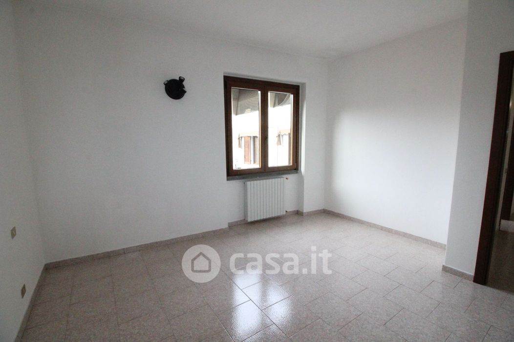 Porzione di Casa In Vendita a Lomazzo