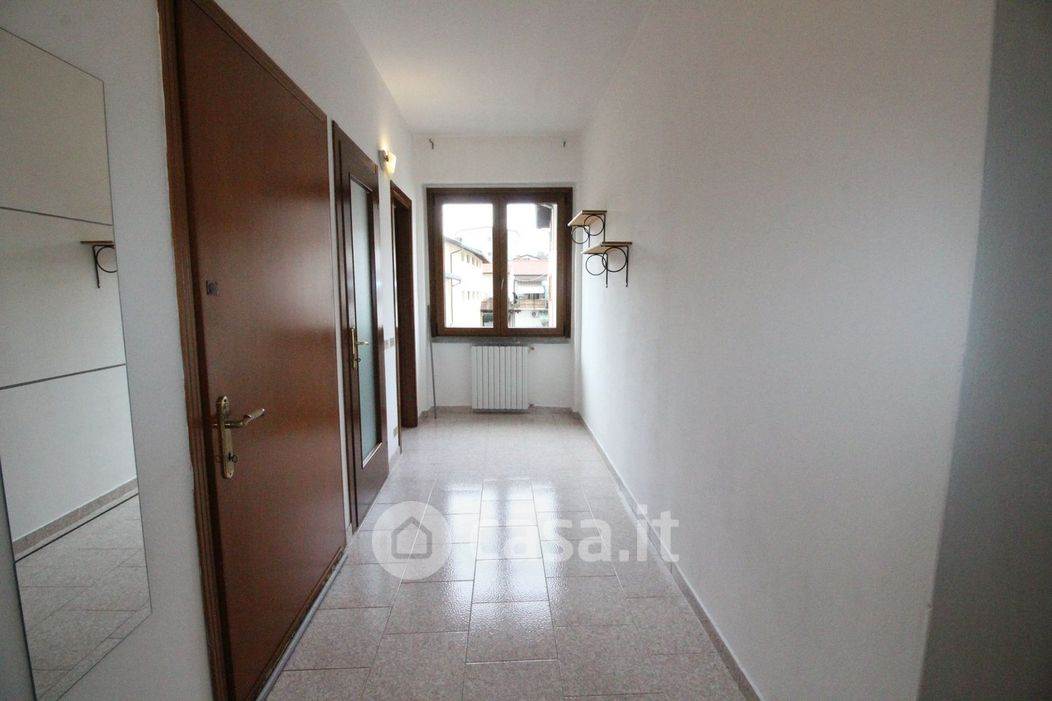 Porzione di Casa In Vendita a Lomazzo