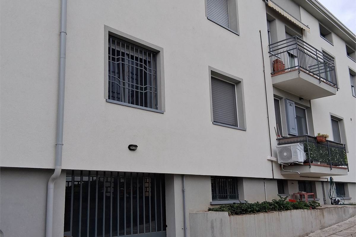 2 locali In Vendita a Rovellasca
