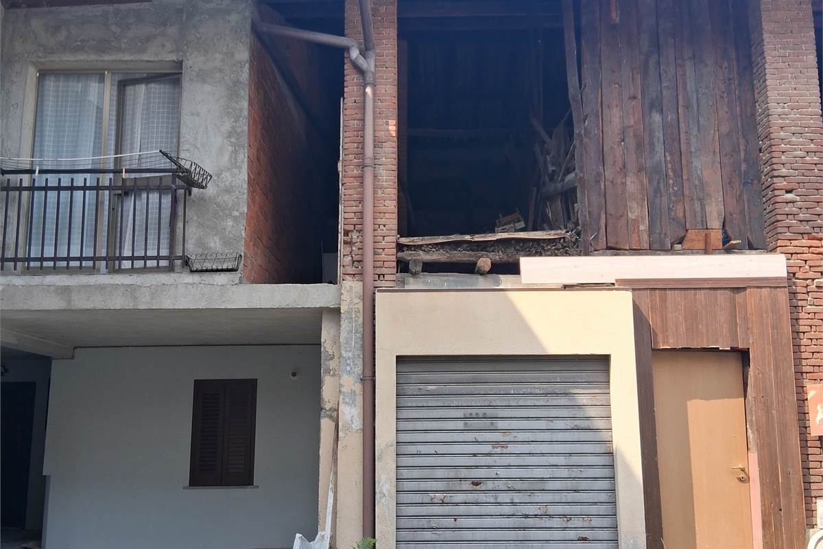 2 locali In Vendita a Lomazzo