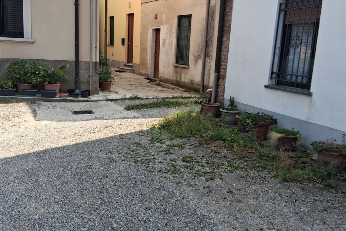 2 locali In Vendita a Lomazzo