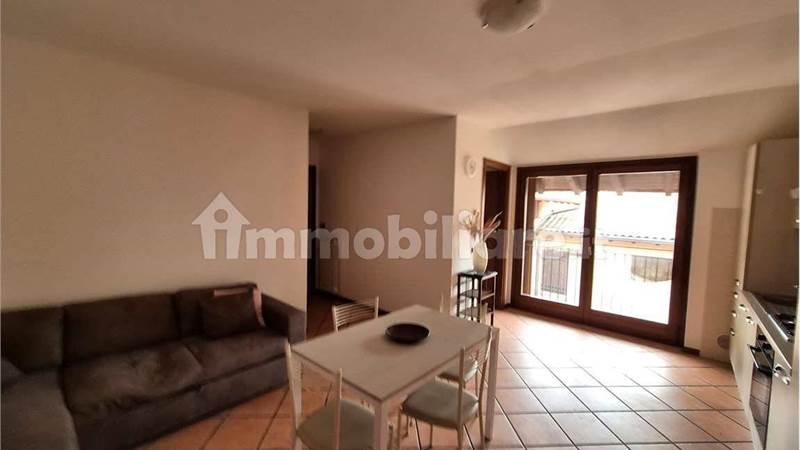 Appartamento In Vendita a Lomazzo
