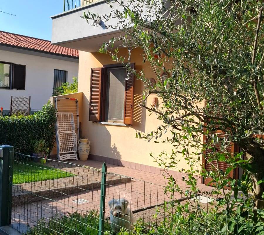 3 locali In Vendita a Cadorago