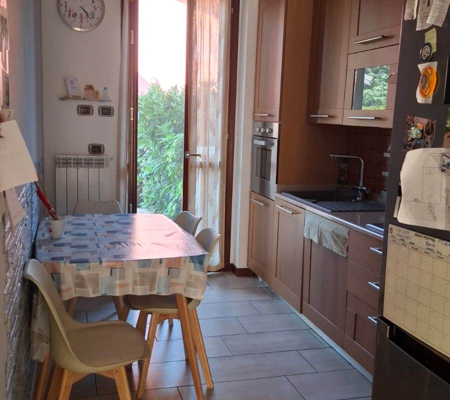 3 locali In Vendita a Cadorago