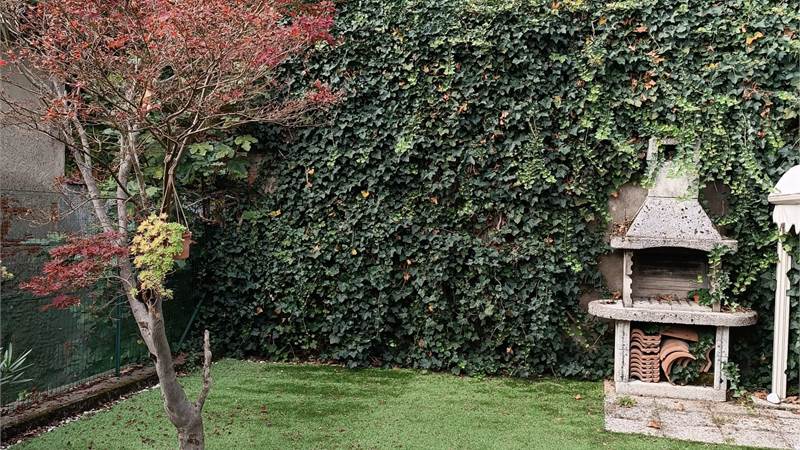 Porzione di Casa In Vendita a Lomazzo