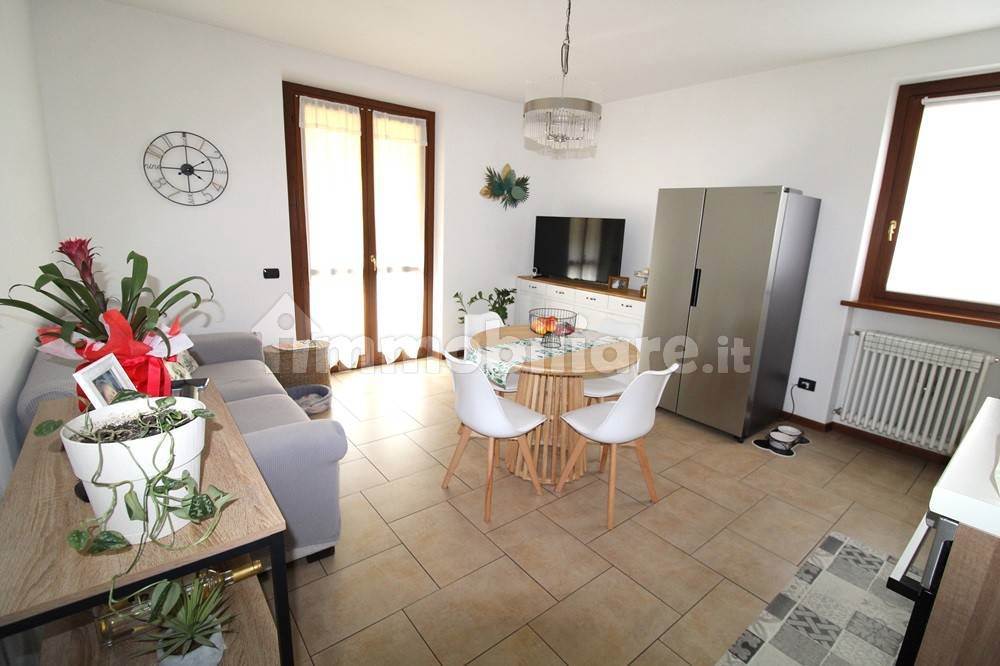 1 locale In Vendita a Veniano