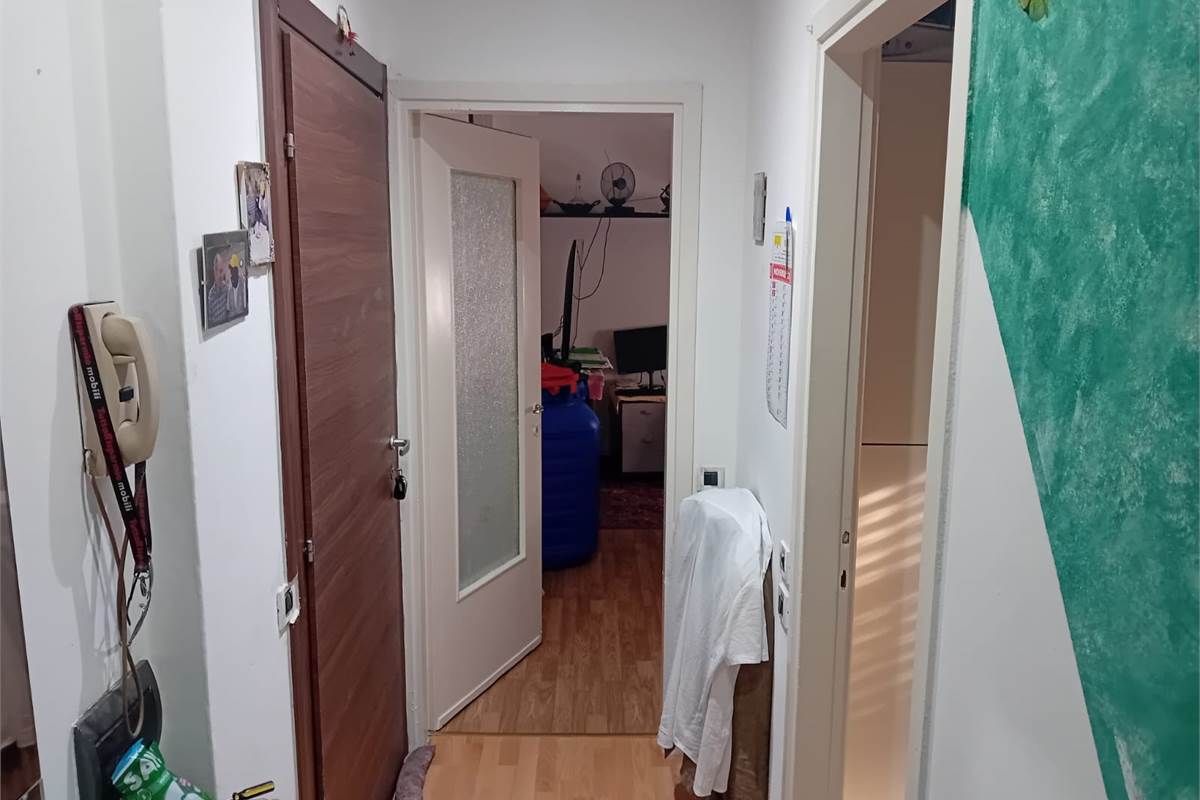 2 locali In Vendita a Cadorago