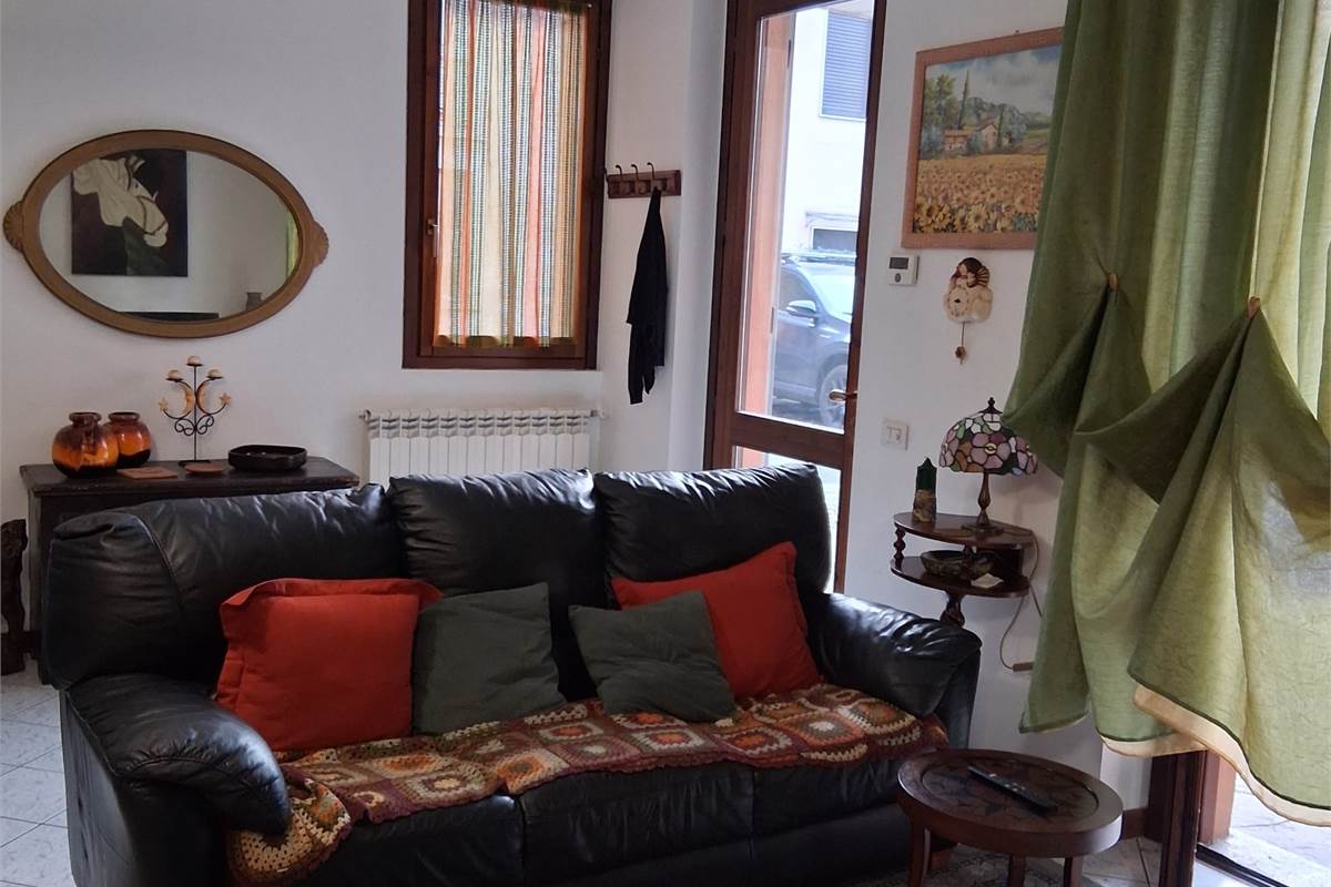 3 locali In Vendita a Turate