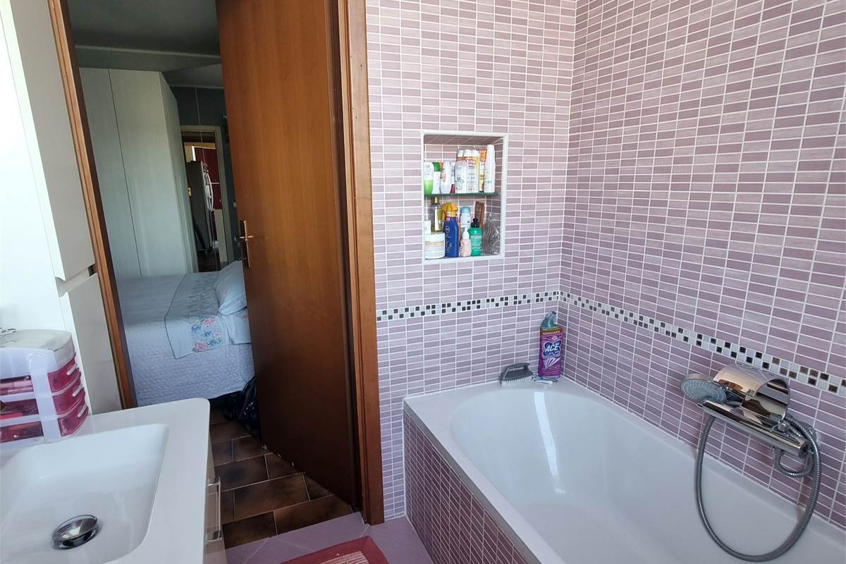 3 locali In Vendita a Lomazzo