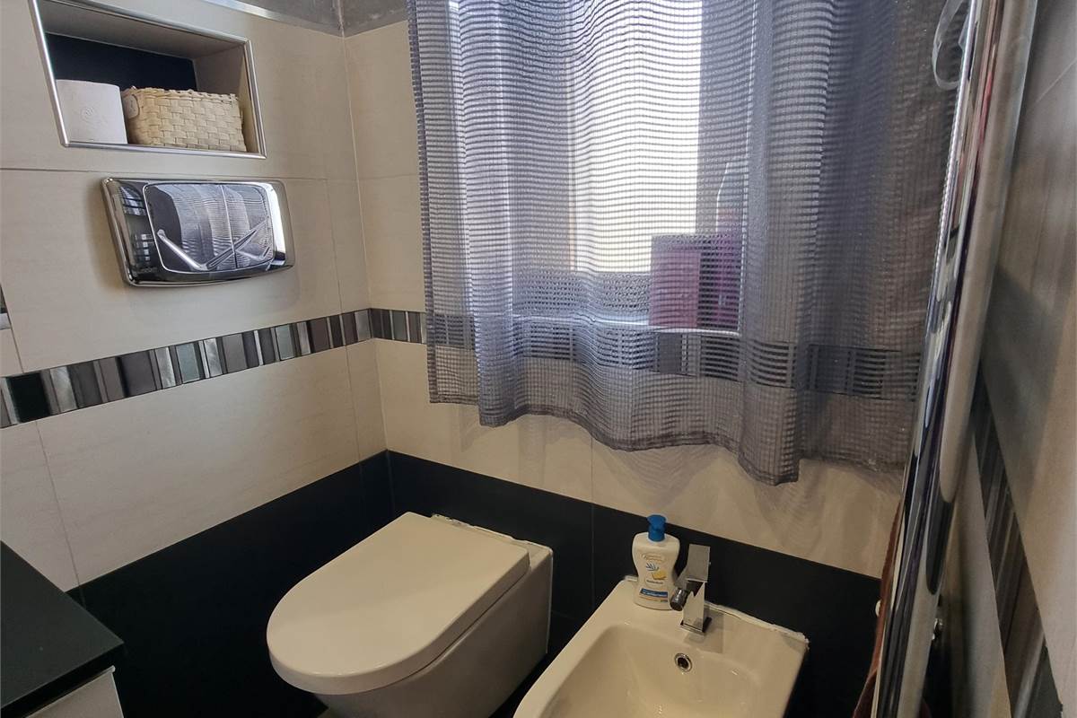 3 locali In Vendita a Lomazzo