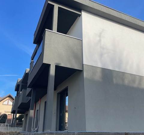 3 locali In Vendita a Cadorago