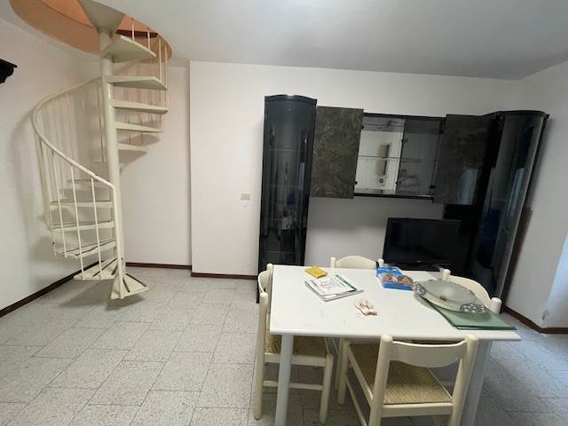 2 locali In Vendita a Lomazzo