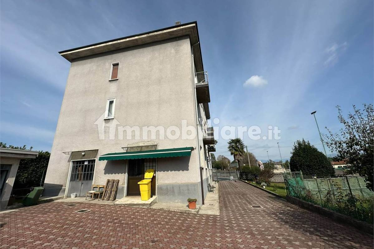 4 o più locali In Vendita a Lomazzo