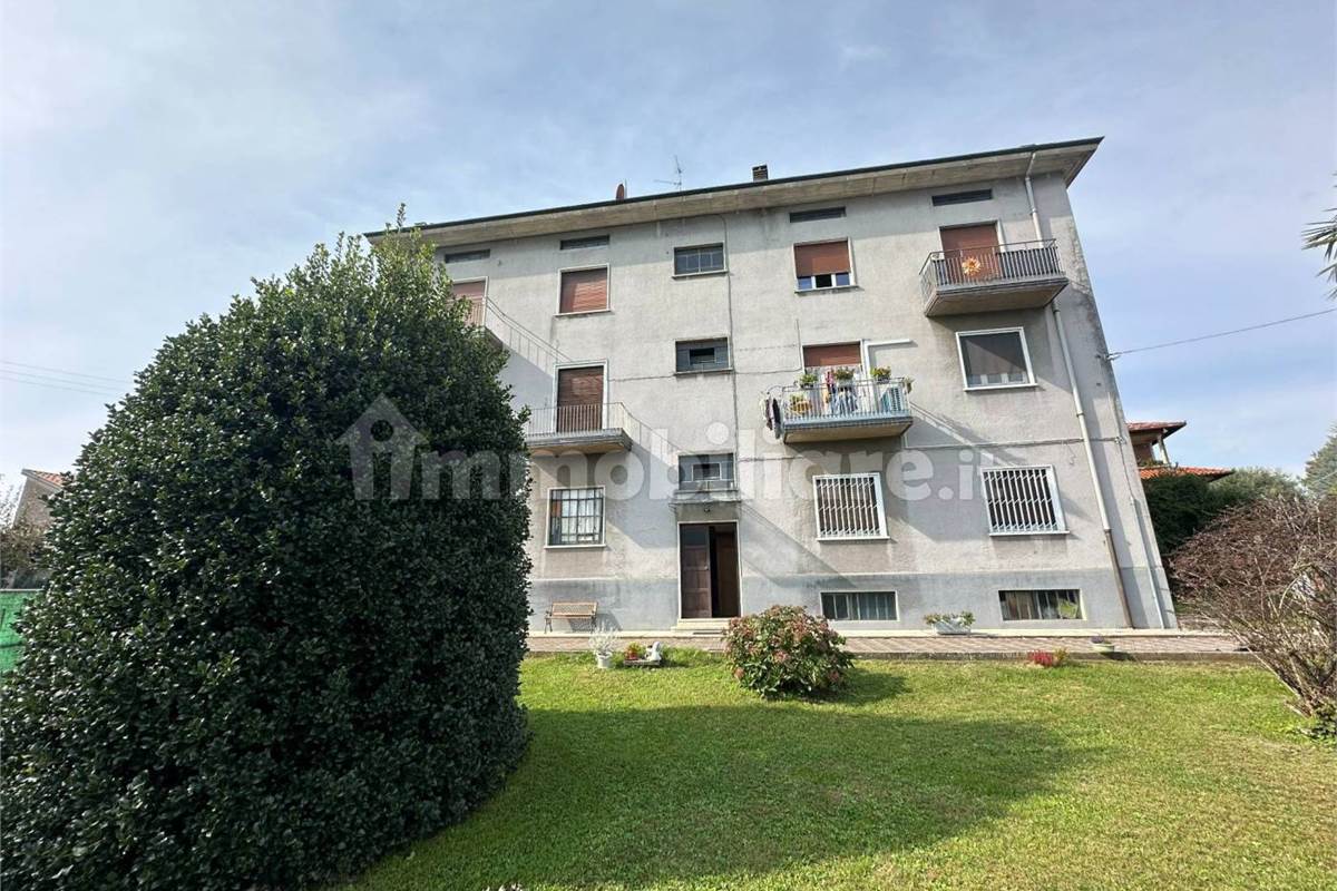 4 o più locali In Vendita a Lomazzo