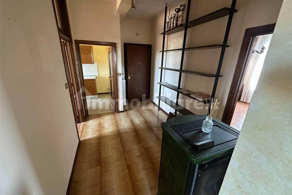 4 o più locali In Vendita a Lomazzo