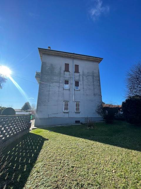 4 o più locali In Vendita a Lomazzo