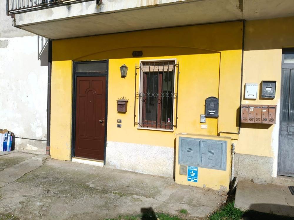 3 locali In Vendita a Turate