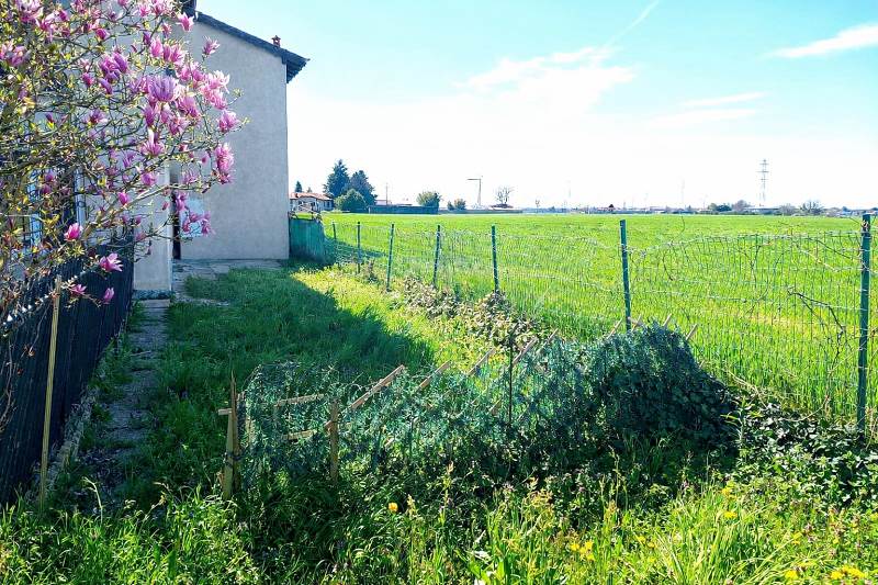 3 locali In Vendita a Turate