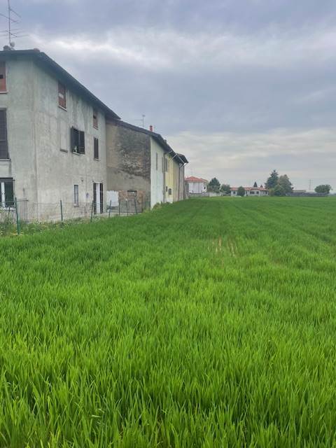 3 locali In Vendita a Lomazzo