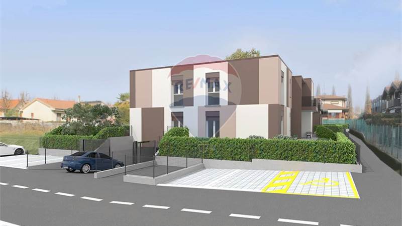 BILOCALE CON GIARDINO 