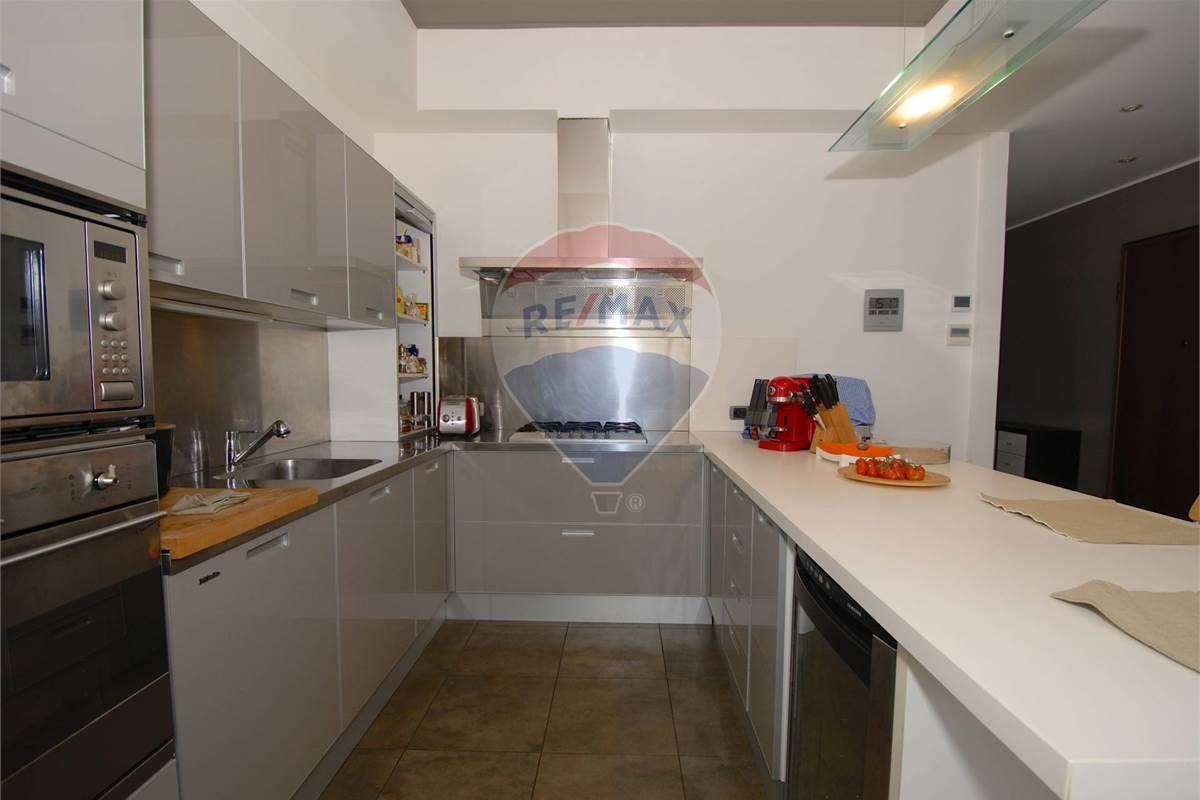 APPARTAMENTO IN VILLA