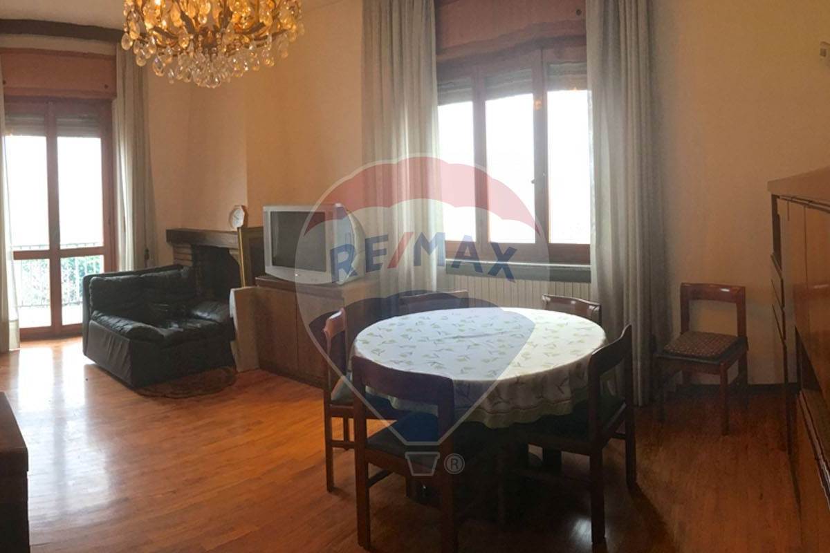 VILLA BIFAMILIARE