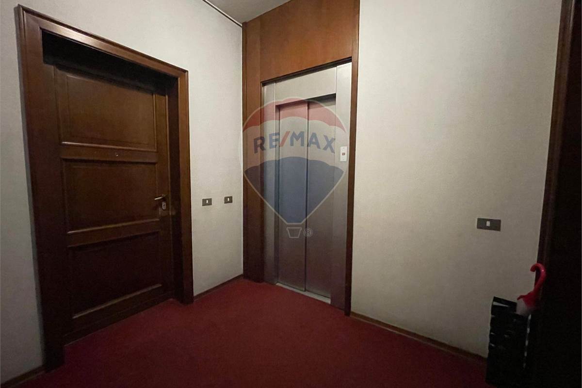 UFFICIO IN CENTRO COMO 