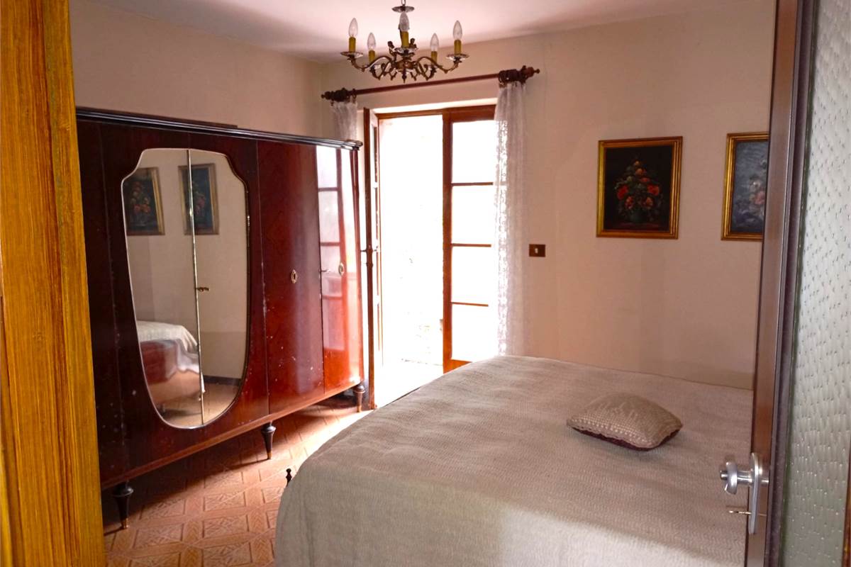 CASA SEMINDIPENDENTE