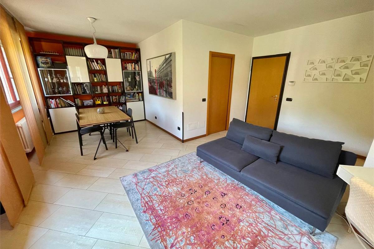 Appartamento In Vendita a Como