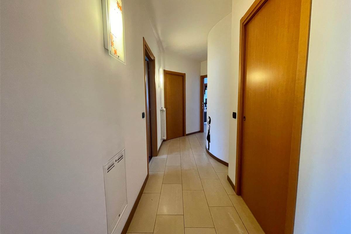Appartamento In Vendita a Como