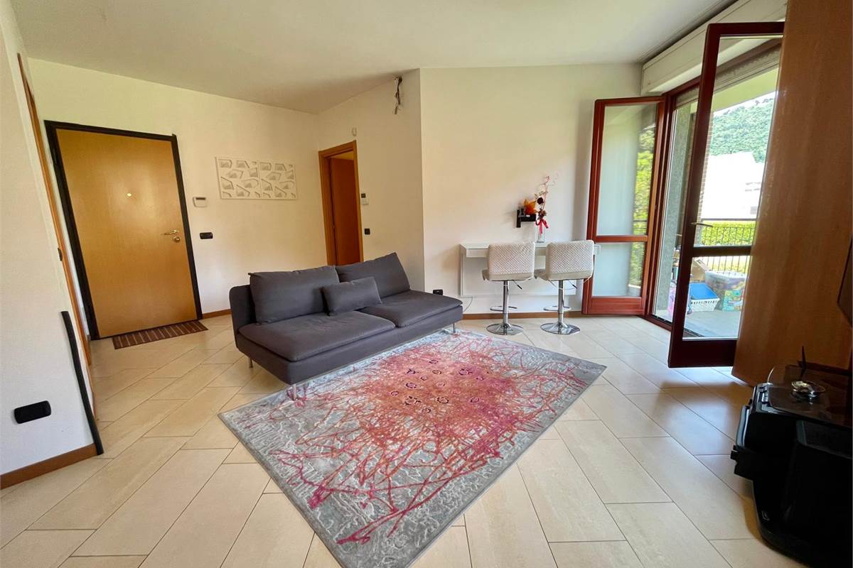 Appartamento In Vendita a Como