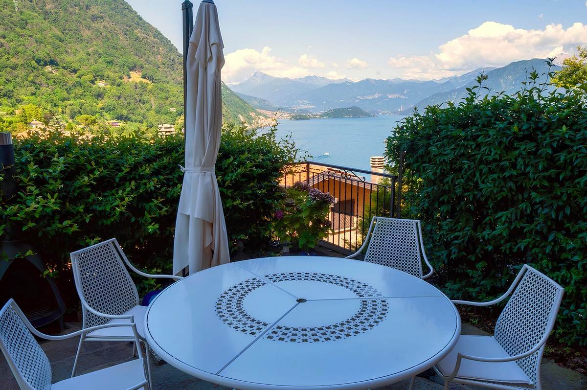 APPARTAMENTO CON VISTA MOZZAFIATO