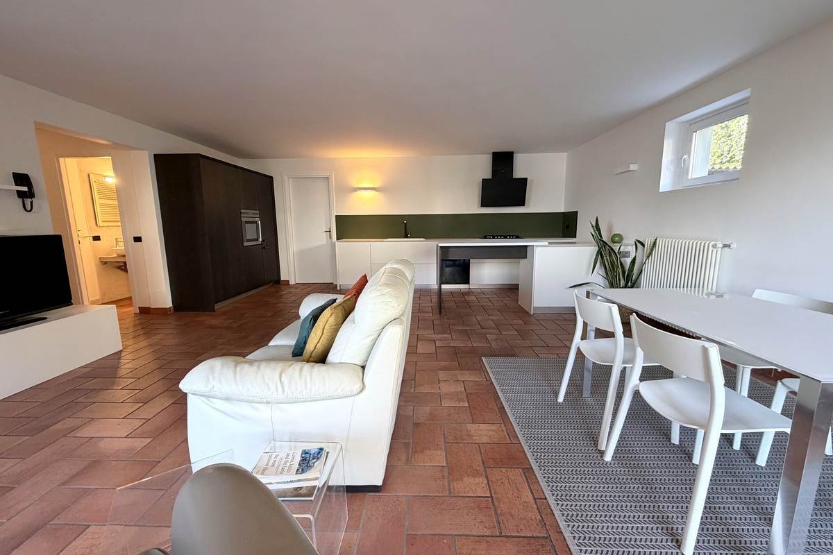 APPARTAMENTO CON VISTA MOZZAFIATO