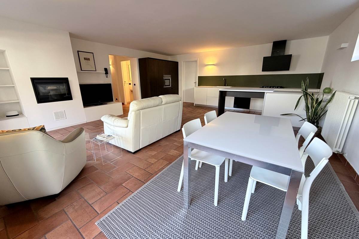 APPARTAMENTO CON VISTA MOZZAFIATO