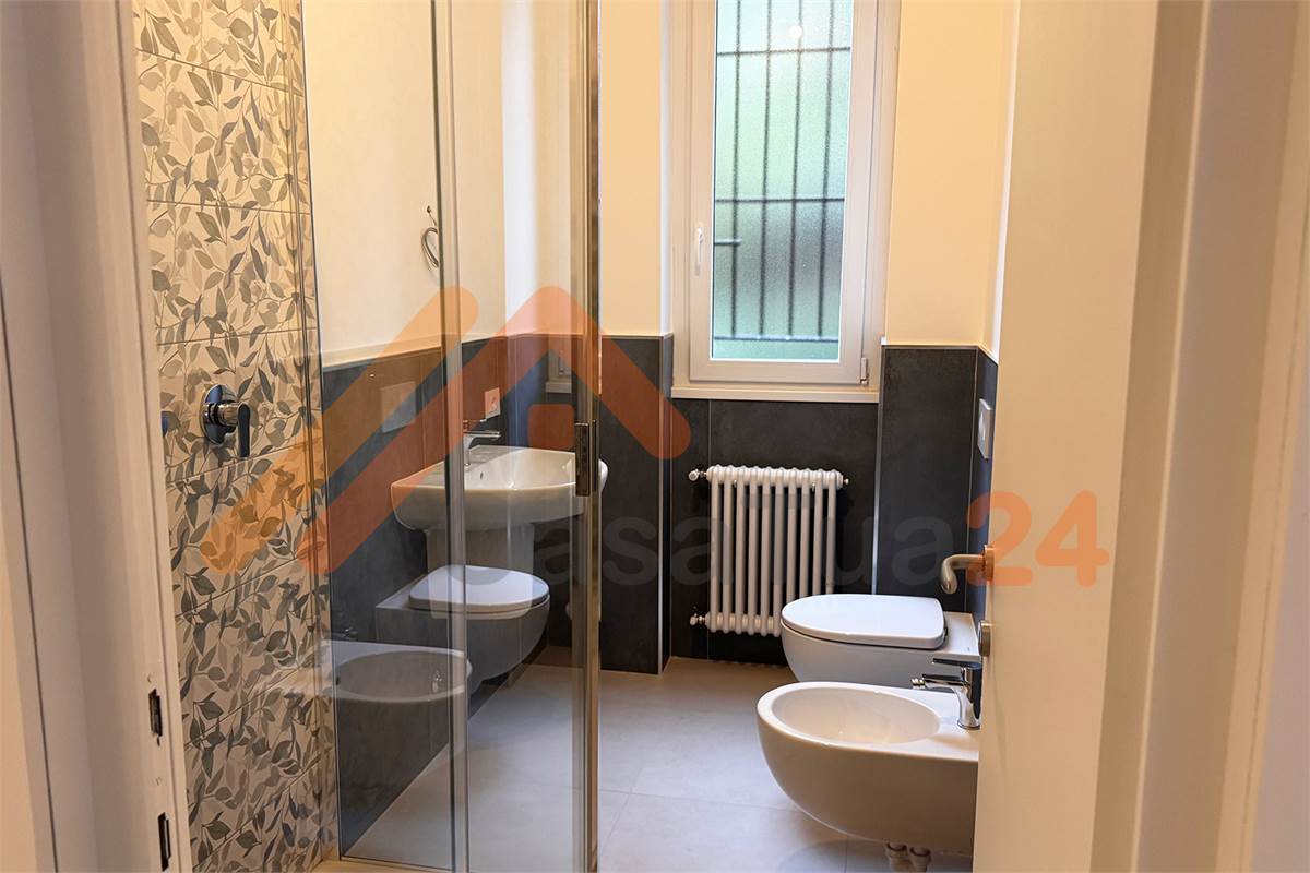 QUADRILOCALE IN AFFITTO CON BOX E CANTINA 