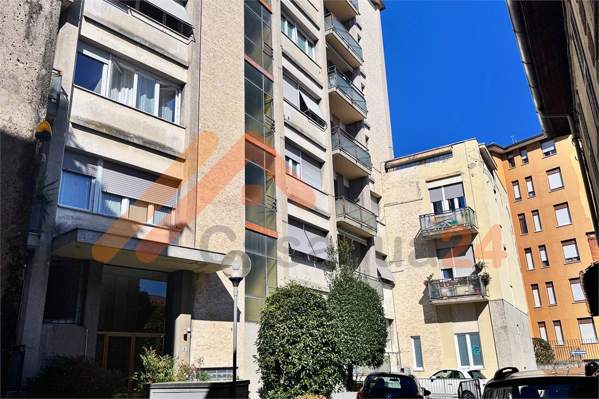 Trilocale in Vendita a Cantù (CO) 