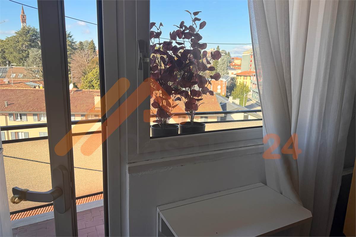 Trilocale in Vendita a Cantù (CO) 