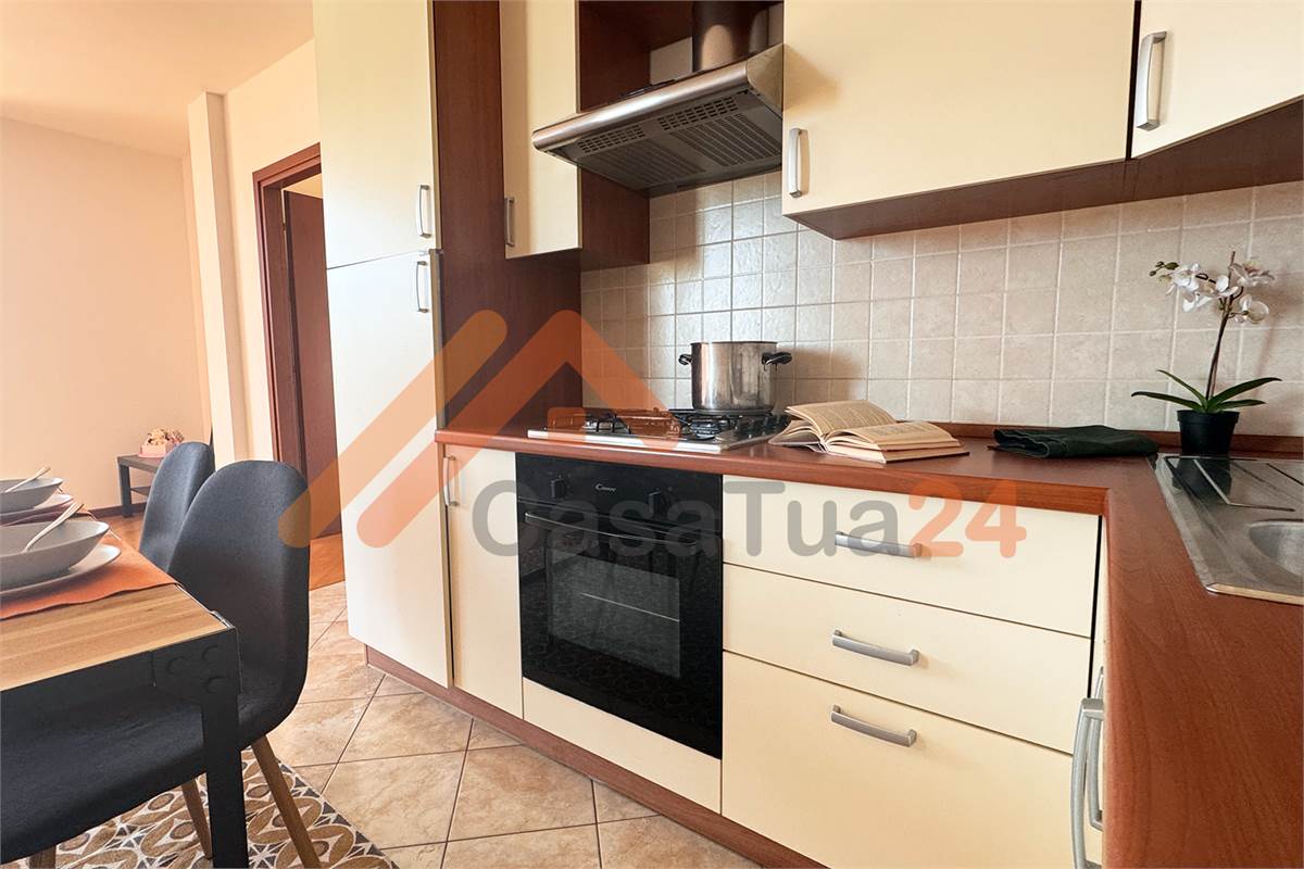 Trilocale in Vendita a Cantù (CO) box doppio e cantina