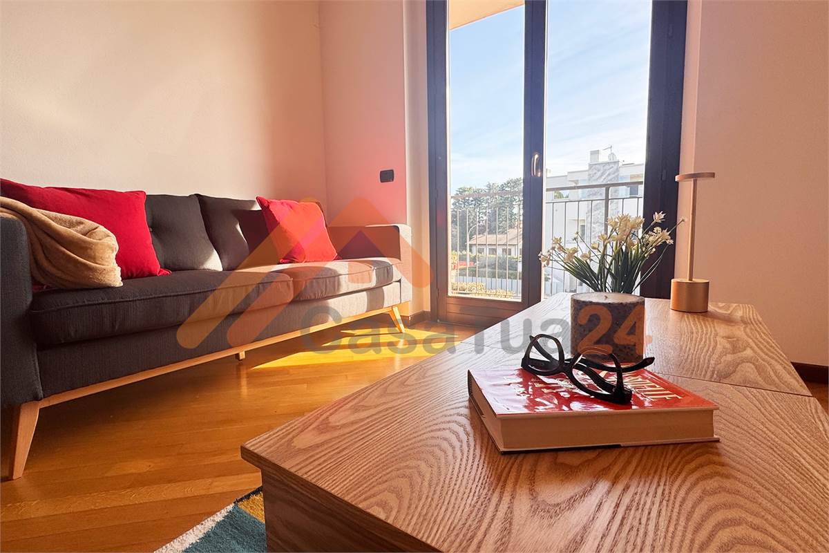 Trilocale in Vendita a Cantù (CO) box doppio e cantina